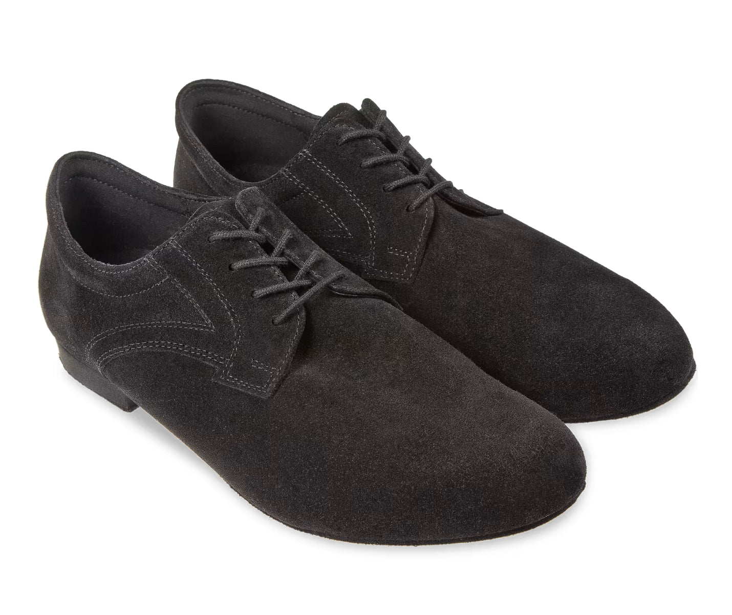 Diamant 085 Tanzschuhe aus schwarzem Velourleder für extra breite Füße auf weißem Hintergrund.