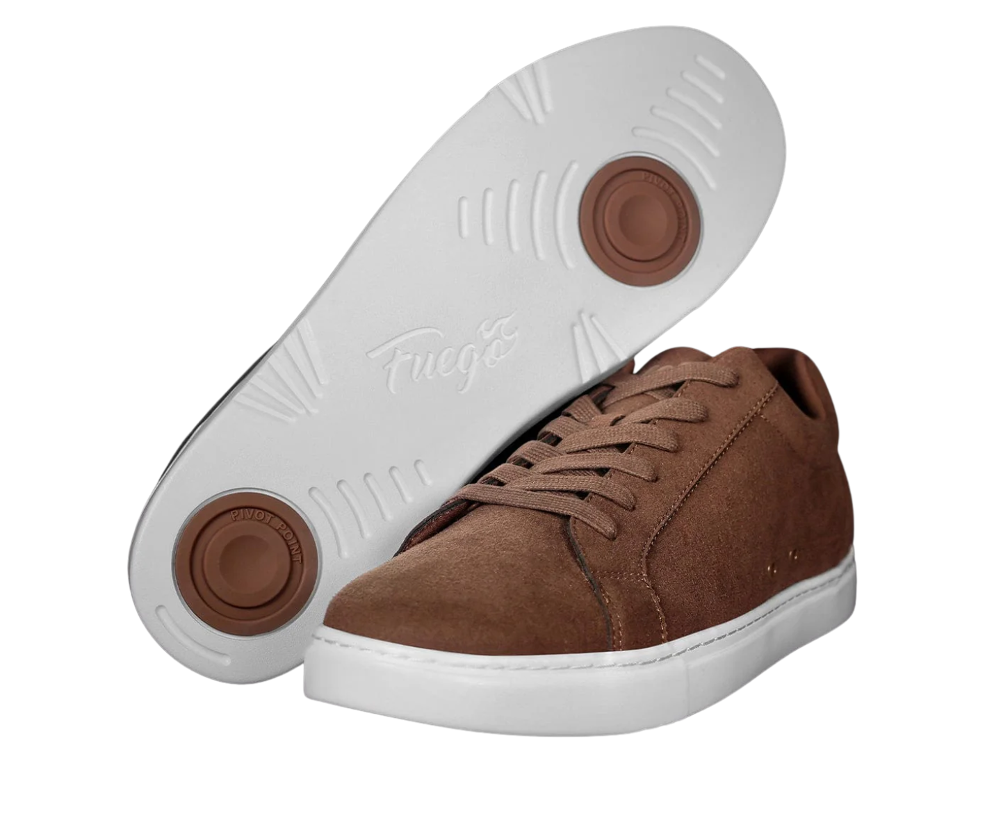 Mokka Fuego Low-Top Dance Sneakers von Fuego Dance Shoes, einer aufrecht, einer mit kreisförmigem braunem Sohlendetail.