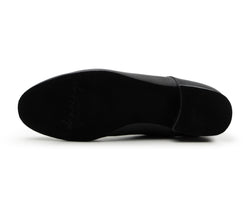 Unteransicht der Dancing Queens 529 Tanzschuhe Leder in Schwarz mit glatter Sohle, die optimalen Komfort bietet.