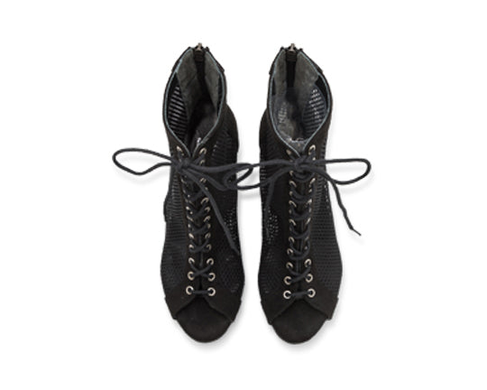 Halley Heels Dance Tanzschuhe in Schwarz von Dancing Queens auf weißem Hintergrund, mit Peeptoes und Reißverschlüssen.