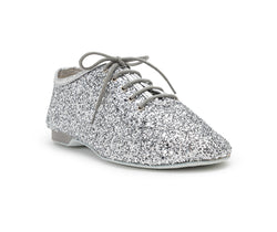 550 Silver Glitter Tanzschuhe von Dancing Queens, Schnürung, silbern.