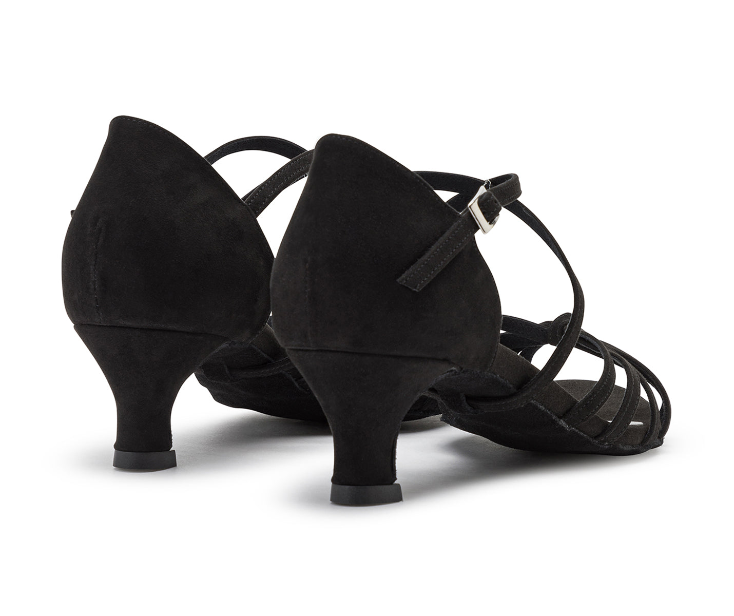 Schwarze 205 Tanzschuhe Heels von Dancing Queens, Riemchen-Wildleder mit Schnalle, von schräg hinten betrachtet.