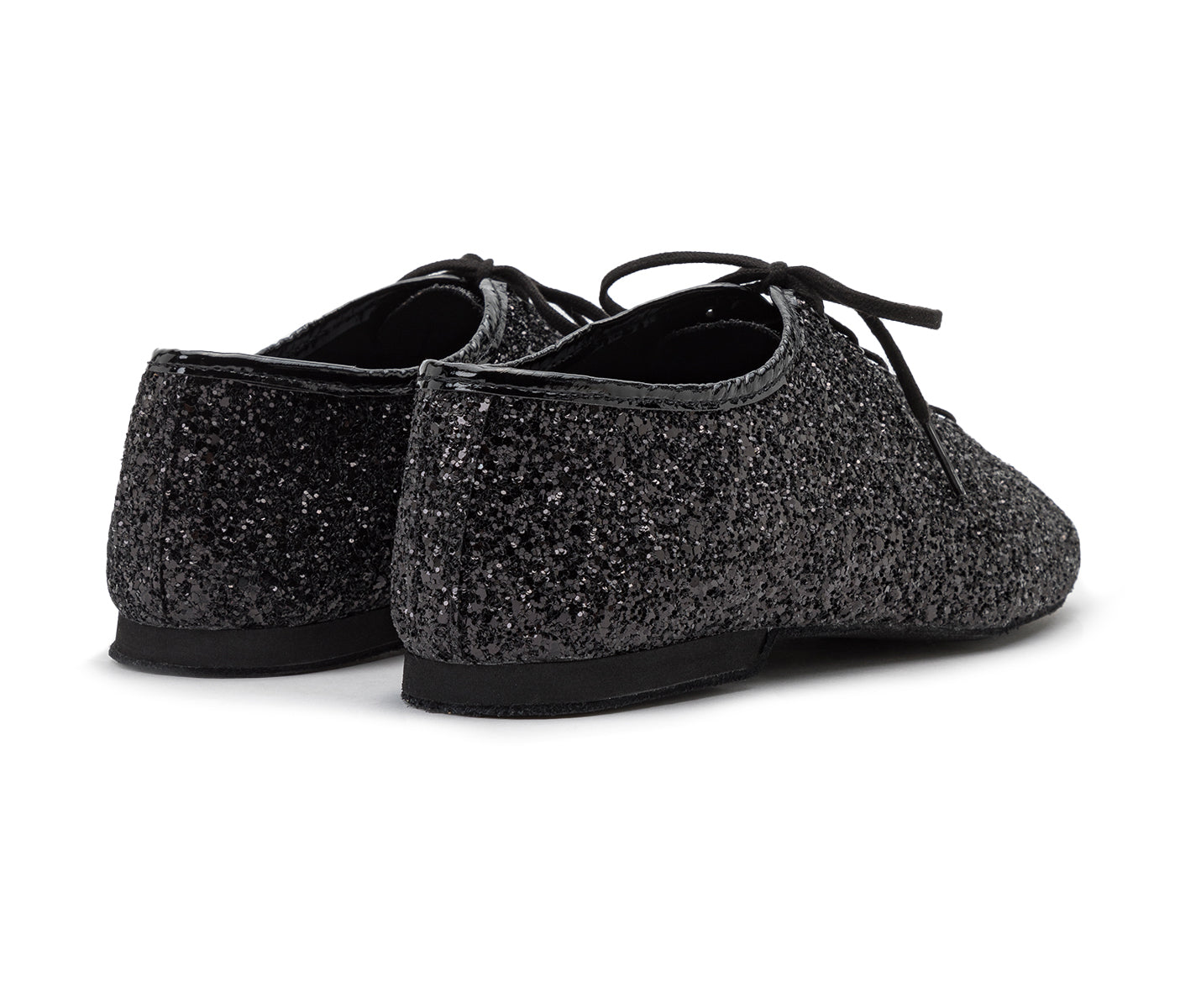 550 / J03 Tanzschuhe in Black Cristal von Dancing Queens, mit glitzerndem Schnürdesign und niedrigem Absatz.