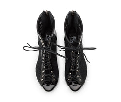 Halley Heels Dance von Dancing Queens: schwarze Schnürstiefeletten mit offenen Zehen, perfekt für Bachata-Nächte.