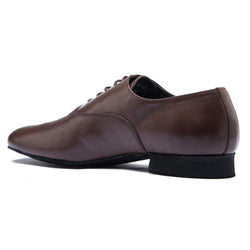 Brauner Rumpf 2156 Miguel Tanzschuh mit Chromledersohle und schwarzer Sohle, Seitenansicht.