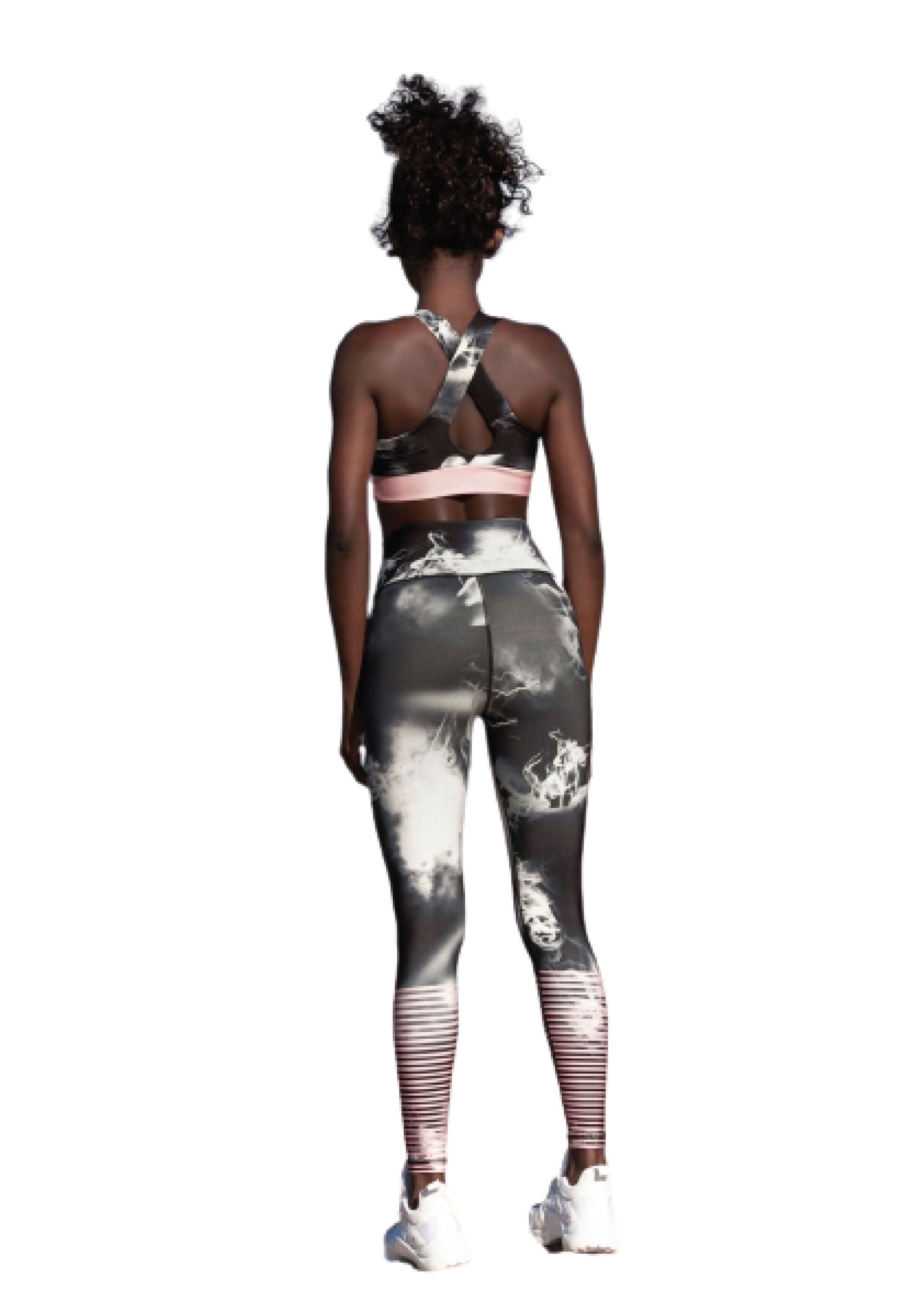 Person in Lismina 1022 Extra High Waist Leggings in Grau & Rosa, mit dem Gesicht nach außen.