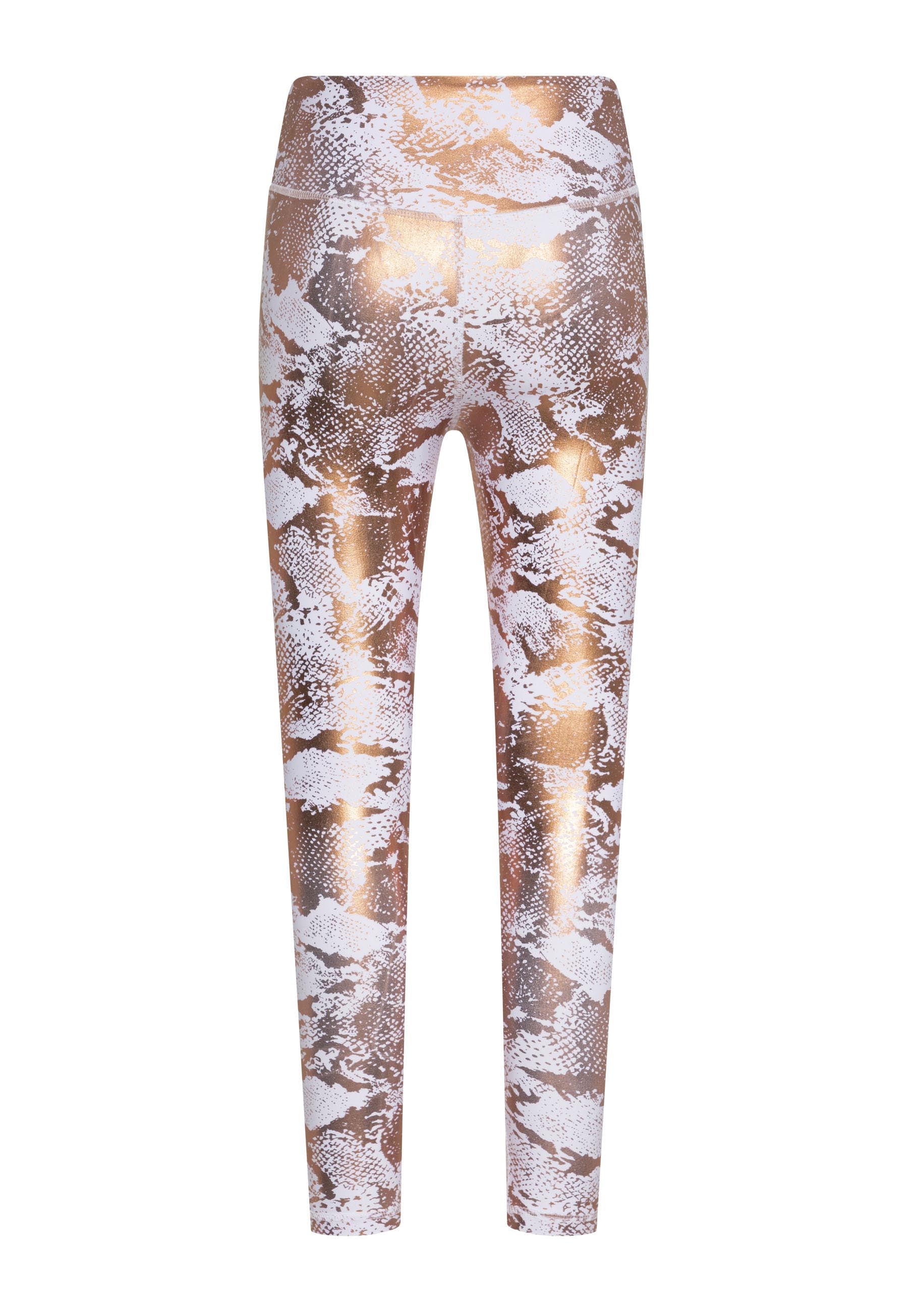 Rückansicht der 1137 Leggings in Lederoptik von Lismina in Gold und Weiss vor weißem Hintergrund.