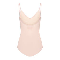 Der Rumpf R3102 Body in Pink hat schmale Träger und ein Schleifendetail und sorgt für Eleganz und angenehmes Tragegefühl.