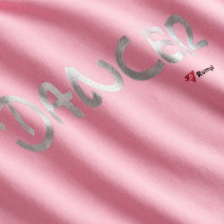 Nahaufnahme des Rumpf R4012 Unisex-Hoodies „Dancer“ in Rosa, perfekt für Streetdance.
