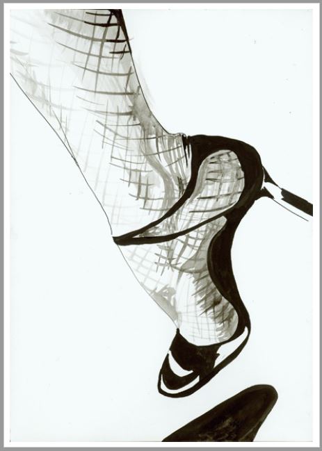 A6-Postkarte von Corina: Tänzerinnenfuß in High Heels mit Netzstrümpfen vor weißem Hintergrund.