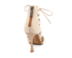 PD804 Net Tanzschuhe von Portdance: Beige Gold Snake Sandale, hoher Absatz, Reißverschluss hinten, Schnürdesign, von hinten gesehen.