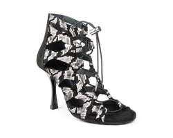 Portdance PD804 B Tanzschuhe in Schwarz/Weiß Schlange: High Heel zum Schnüren mit Aussparungen, Schlangenhautmuster und tanzbereiter Eleganz.