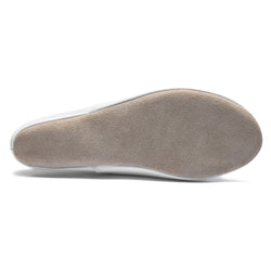 Die beige, strukturierte Sohle des Rumpf 1038 Gymnastikschuhs ist von oben zu sehen.