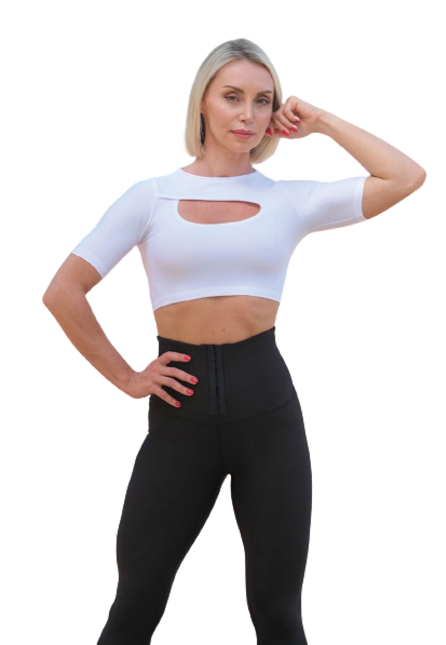 Person im Lismina 072 T-Shirt in Weiß und schwarzen Leggings trägt verführerisch vor einem schlichten Hintergrund.